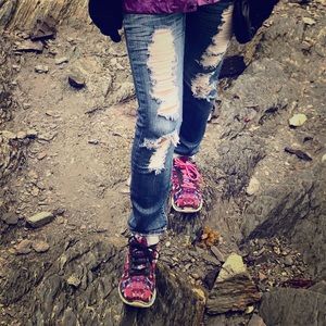 Ripped skinny jeans size 5